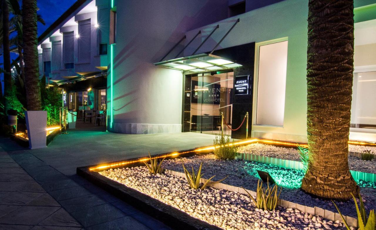 Avent Verahotel Bagian luar foto
