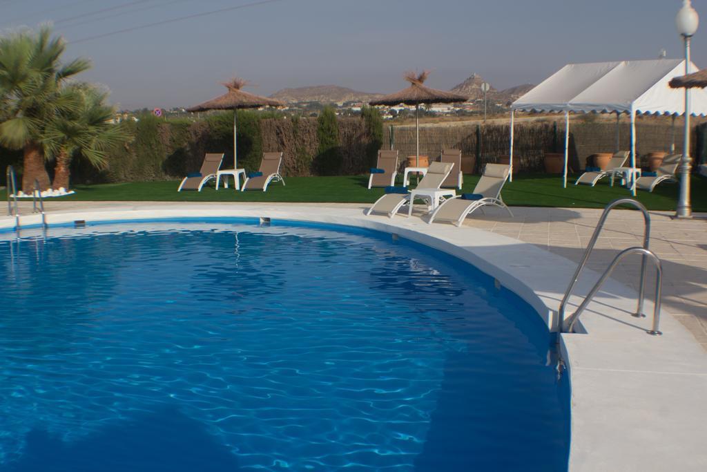 Avent Verahotel Bagian luar foto