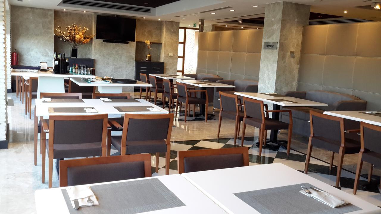 Avent Verahotel Bagian luar foto